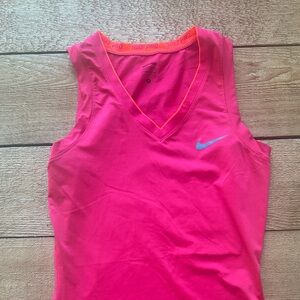 Nike Women's Small Vivid Pink Tank Top